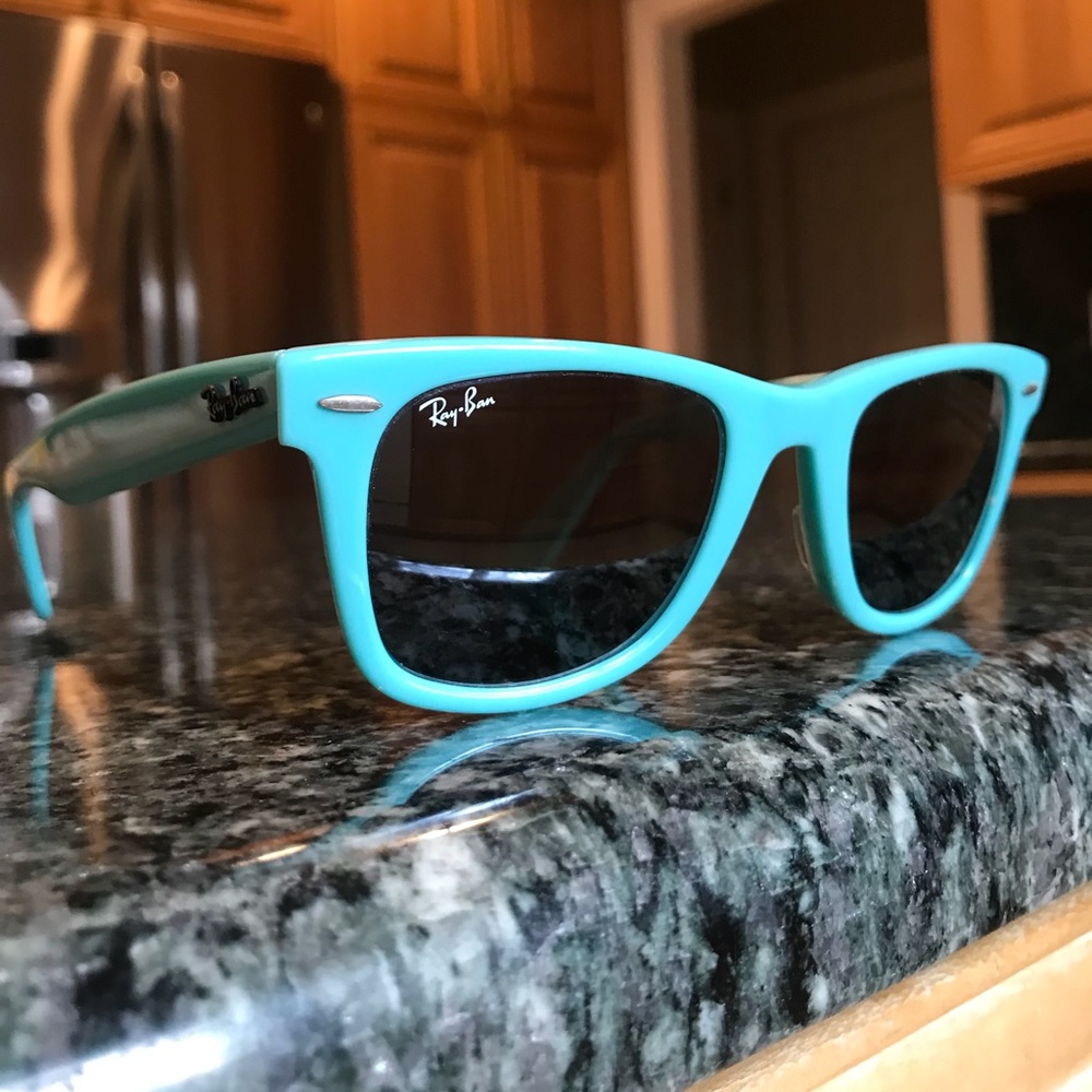 Ray-Ban Wayferer sunglasses: aqua